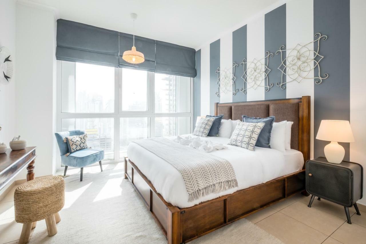 Maison Privee - Exclusive Apt With Burj Khalifa Next Door 迪拜 外观 照片