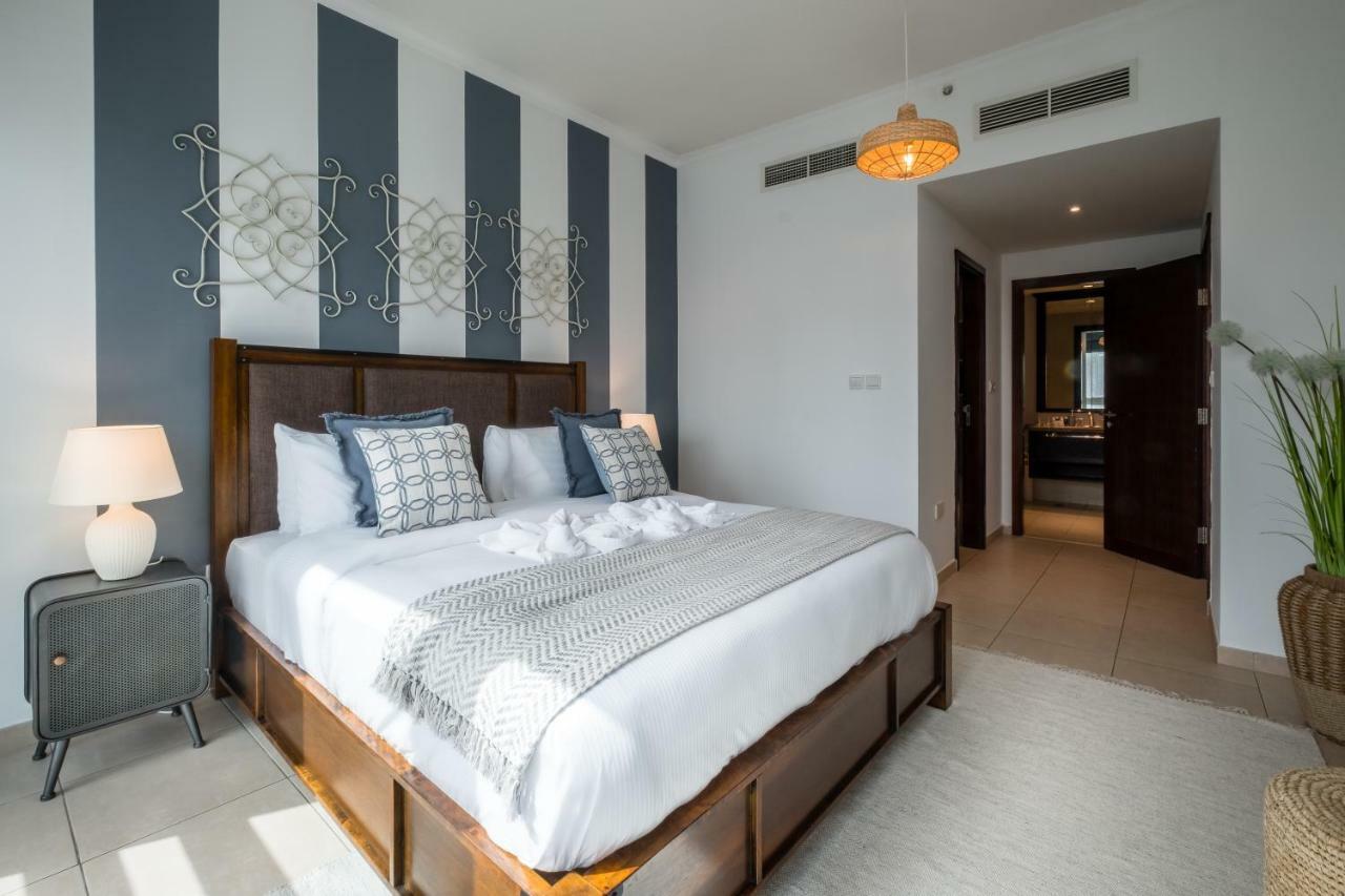 Maison Privee - Exclusive Apt With Burj Khalifa Next Door 迪拜 外观 照片